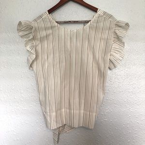 Flutter sleeve ECO Italian top. NWT